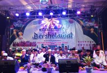 Kapolsek Balongbendo Hadiri Santri Bershalawat