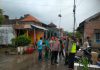Kapolsek Porong Turun Langsung Cek Dua Desa Diterjang Angin Kencang
