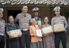 Polisi Peduli, Polres Ponorogo Berbagi Sembako Untuk Warga Kurang Mampu
