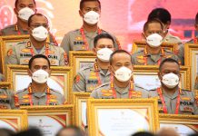 Sebanyak 10 Polres dari Jajaran Polda Jatim Terima Penghargaan Dari Kemenpan RB