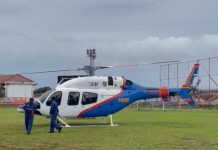 Pilot Helikopter Polda Jatim Lakukan Alternatif Landing di Tulungagung Untuk Keselamatan