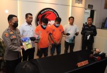 Polrestabes Surabaya Ungkap Peredaran Narkoba, Kakak Beradik Kurir 1 Kg Sabu Diamankan