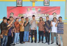 Wujudkan Sitkamtibmas Aman dan Kondusif, Kapolres Pasuruan Menggelar Jum’at Curhat Bersama Masyarakat Lumbang