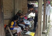 Polisi di Ponorogo Salurkan Bantuan Untuk Warga Yang Memiliki Balita Berstatus Stunting