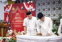 Awal Ramadhan, Kapolda Jatim Resmikan Masjid Al Jabbar di Polsek Tegalsari