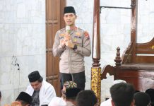 Kapolres Pasuruan Berikan Himbauan Kamtibmas Kepada Jama’ah Sholat Jum’at