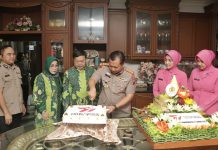 Polda Jatim Laksanakan Tradisi Anjangsana Kepada Para Mantan Kapolda di Hari Bhayangkara