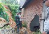 Kompak TNI – Polri Bersama Warga di Trenggalek Gotong Royong Bersihkan Material Tanah Longsor