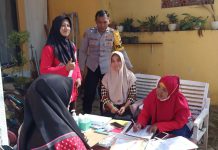 Polisi RW Polres Pasuruan Kota Dampingi Deteksi Dini Faktor Resiko PTM Warga Usia Produktif