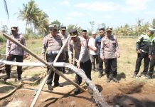 Polres Situbondo Bangun Sumur Bor Untuk Warga Banyuputih Atasi Dampak El Nino