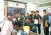 Soliditas Sinergitas, Anggota Polresta Sidoarjo Turut Donor Darah di Kodim 0816