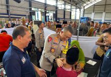 Polda Jatim Gelar Bakti Sosial dan Pengobatan Gratis di Madura, PCNU Sampang Beri Apresiasi