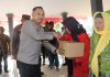 Baksos Serentak Jajaran Polda Jatim, Kapolres Pasuruan Bantu Warga Kurang Mampu
