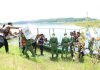 Sinergitas Polres Ngawi bersama TNI Kawal Distribusi Logistik Pemilu Sebrangi Waduk