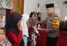 Bulan Penuh Berkah, Kapolres Pasuruan Berikan Santunan Pada Anak Yatim Piatu