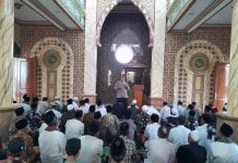 Safari Shalat Jum’at, Polisi Ajak Warga Jaga Kamtibmas, Jauhi Penyalahgunaan Miras Dan Narkoba
