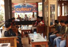 Satreskrim Polres Lamongan Gelar Jumat Curhat Bersama Komunitas Delivery Order, Bahas Maraknya Order Fiktif dan Keamanan Pengiriman