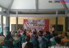 Polres Pasuruan Berikan Bansos Dalam Jumat curhat Kamtibmas di Desa Sukolelo Prigen
