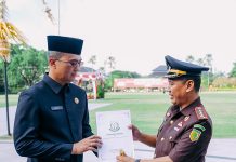 Jaksa Pengacara Negara Kejari Badung Mewakili Bupati Badung Memenangkan Upaya Hukum Banding Di Pengadilan Tinggi Tata Usaha Negara Mataram Dalam Sengketa Aset Pemkab Badung Yang Diajukan Oleh Penggugat I Gusti Ngurah Rai Suara