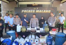 Polres Malang Berhasil Bongkar Produksi Arak Ilegal di Bantur, Terendus Lewat Layanan 110