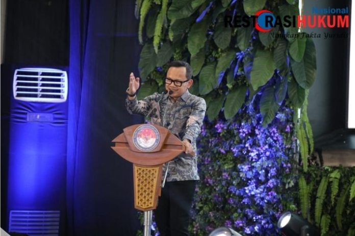 Berita 7
