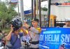 Hari Pertama Operasi Patuh Semeru 2025 Polres Trenggalek Bagi – bagi Helm Gratis