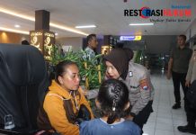Beri Trauma Healing, Polwan Polresta Banyuwangi Dampingi Korban Selamat KMP Tunu Pratama Jaya