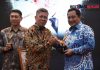Dirjen Polpum Kemendagri Bahtiar Terima Penghargaan Pena Emas dari Forum Pimred Multimedia Indonesia