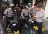 Menyemarakkan HUT ke-80 RI, Kapolres Pasuruan Pasang Umbul-Umbul, Bendera, dan Hias Kendaraan Dinas