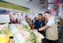 Gerakan Pangan Murah, Polda Jatim Gandeng Bulog Salurkan 2 Ton Beras Rp 11 ribu