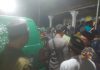 Jenazah Korban Robohnya Bangunan Ponpes Al Khozini Tiba di Wonorejo, Polisi dan Warga Gelar Takziah