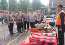 Kapolres Pasuruan Pimpin Apel Kesiapan Tanggap Darurat Bencana 2025