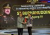 Jaksa Agung ST Burhanuddin Raih Penghargaan Outstanding Leadership in Advancing Justice and Integrity di CNN Indonesia Awards 2025