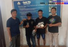 Polsek Tambak Gresik Tangkap Dua Pelaku Curat Toko di Telukjati Dawang
