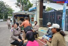 Ngopi Bareng Warga, Ditlantas Polda Jatim Gencarkan Edukasi Tertib Lalu Lintas dalam Operasi Zebra Semeru