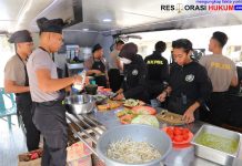 Hari ke-6 Latsitardanus 2026, Taruna Akpol Masak di Dapur Lapangan untuk Ratusan Warga Aceh Tamiang