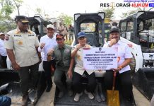 Kasatgas Tito Karnavian Salurkan Bantuan Terpadu untuk Percepat Pemulihan Aceh Tamiang