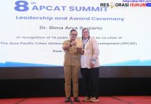 Wamendagri Bima Arya Raih APCAT Award 2026 atas Komitmen Pengendalian Tembakau