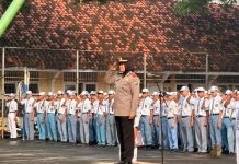 Polres Pasuruan Gelar Police Goes To School, Tanamkan Disiplin dan Kesadaran Kamtibmas