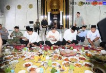 Buka Puasa di Lhokseumawe, Kasatgas Serahkan Bantuan Kemasyarakatan