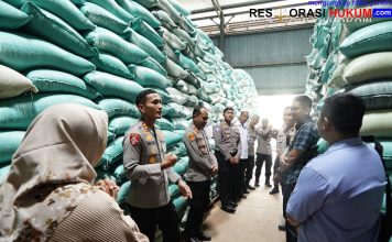 Kapolres Ponorogo Pastikan Keamanan dan Ketersediaan Pangan di Gudang Bulog Cukup