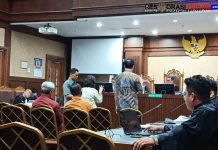 Gelak Tawa Vendor Chromebook Saat Disentil Jaksa soal Kemahalan Harga