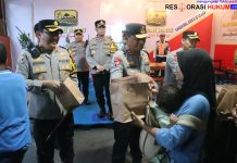 Kapolda Jatim Tinjau Posyan Pengamanan Mudik di Mojokerto, Pastikan Kesiapan Operasi Ketupat Semeru 2026