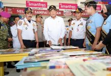 Menko Polkam Tinjau Arus Mudik di Jakarta, Pastikan Transportasi Aman dan Nyaman