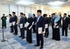 Menag Serahkan Keppres Penetapan Anggota BAZNAS kepada Dirjen Bina Keuda Agus Fatoni