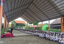 Menanamkan Kesadaran Generasi Muda, Satbinmas Polres pasuruan Lakukan Pembinaan Humanis di SMPN 1 Gempol