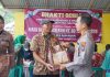 Kapolres Pasuruan Blusukan ke Rumah Warga Kurang Mampu di Lumbang, Salurkan Bansos dan Layanan Kesehatan Gratis