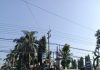 ESTETIK LANGIT MALANG DIRUSAK ‘JARING SPIDERMAN’: KABEL GANTUNG SEMRAWUT KEPUNG RANDUAGUNG – LAWANG, WARGA RESAH