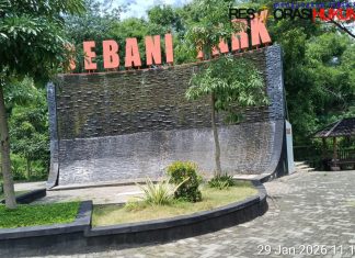 SIDAK WAYANG SEBANI WATERPARK – METERAN AIR “HIDUP” TAPI DEBIT DIDUGA DIKECILIN SEJAK OPERASI, BANGUNAN MEPET SUNGAI BRANTAS BELUM DIBONGKAR