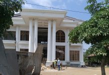 RUMAH MEWAH DI SUWARU PAGELARAN MALANG DIDUGA TAK BERIMB DAN BERDIRI DI SEMPADAN SUNGAI